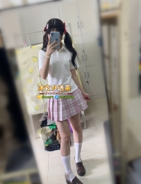 【高雄】小雪  156.43.C.19歲 在校學生妹 外貌清秀可愛  纖細的腰身 嫩白的皮膚 性感