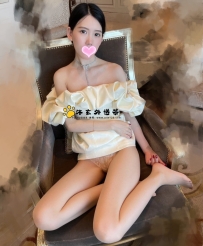 【新竹】小萱 165.46.C.26歲 高冷艷麗的職場OL小萱 是成功男士們的寵愛對象