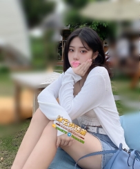 【台中】抹茶 162.46.C.21歲 小惡魔牙醫助理  溫柔治癒 白衣天使的反差魅力  夜間值班